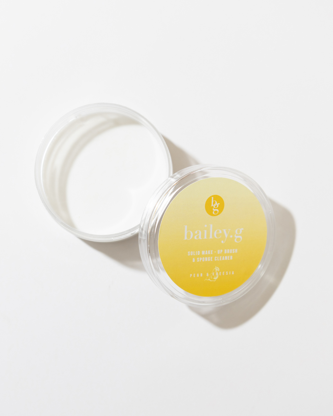 bailey.g solid make-up brush cleaner: Pear & Freesia