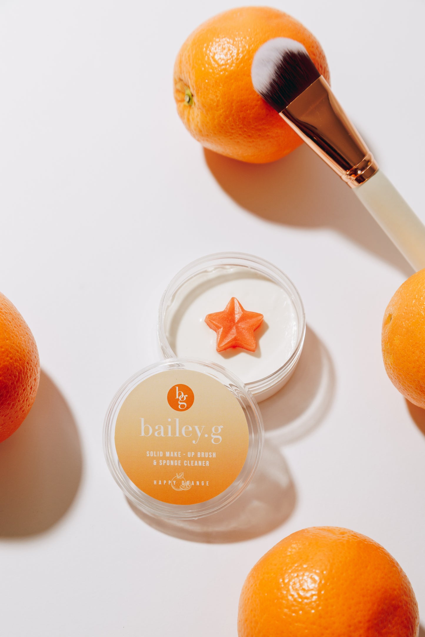 bailey.g solid make-up brush cleaner: Happy Orange