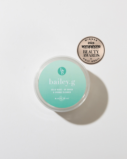 bailey.g solid make-up brush cleaner: Magic Mint